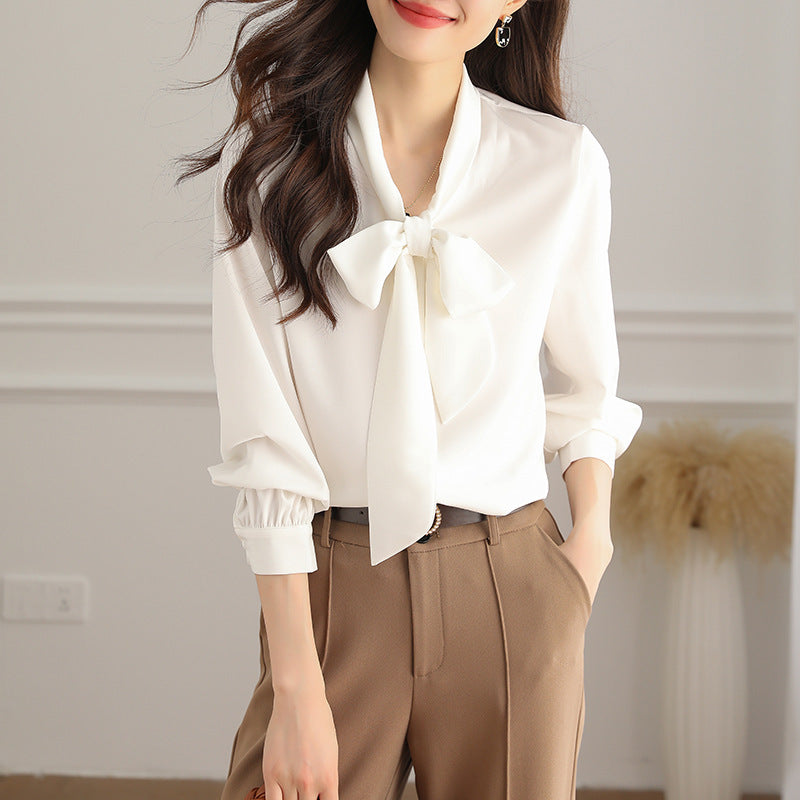 Chemise à manches longues en satin acétate avec nœud