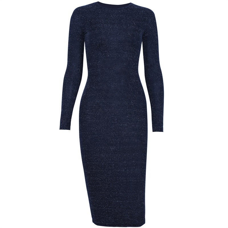 Robe noire élégante à manches longues croisées