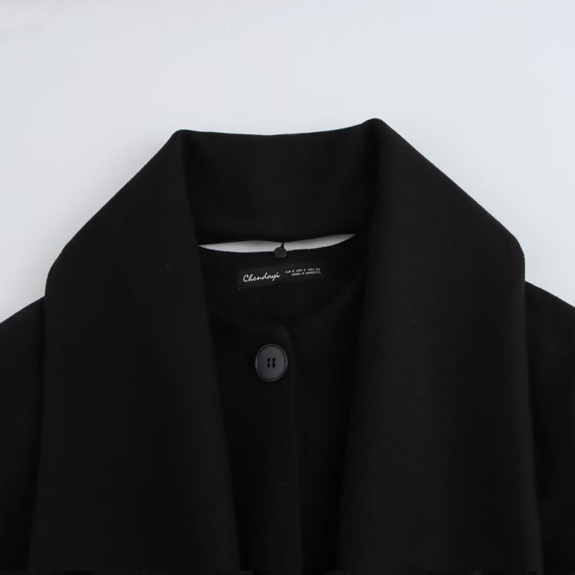 manteau en tissu avec écharpe