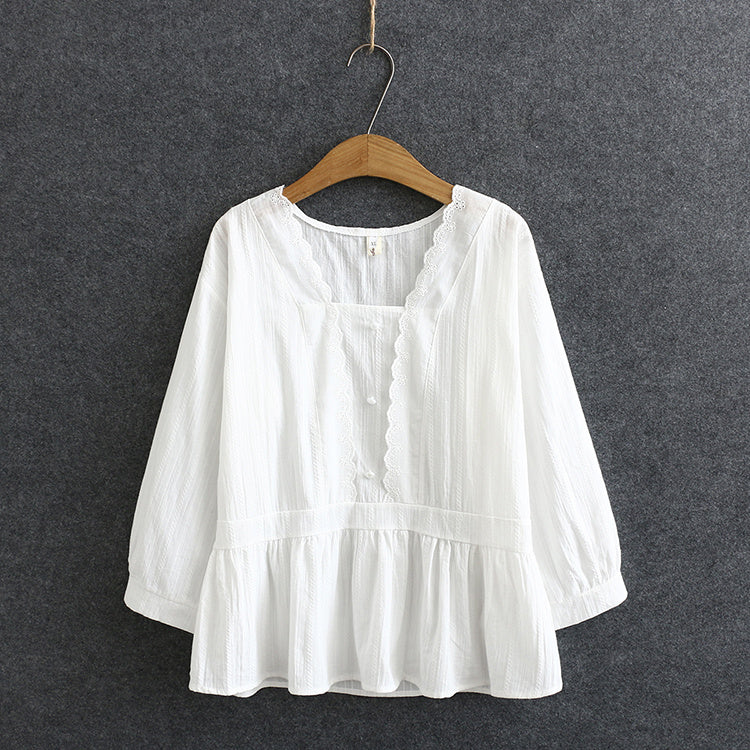 Chemise à manches longues et petit col carré