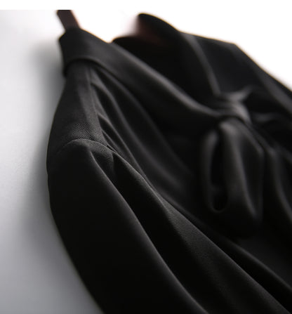 Chemisier professionnel en mousseline et dentelle au design simple et élégant