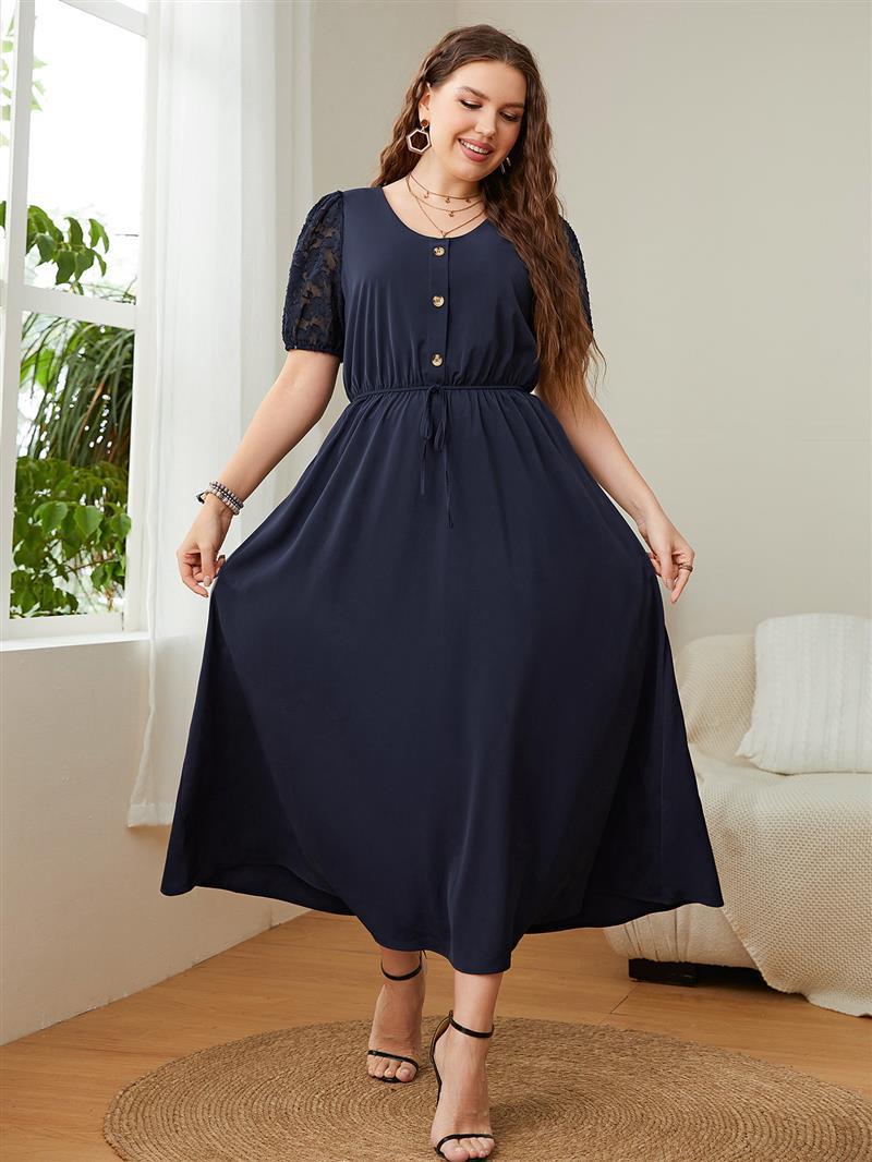 Robe noire grande taille pour femme, style tendance