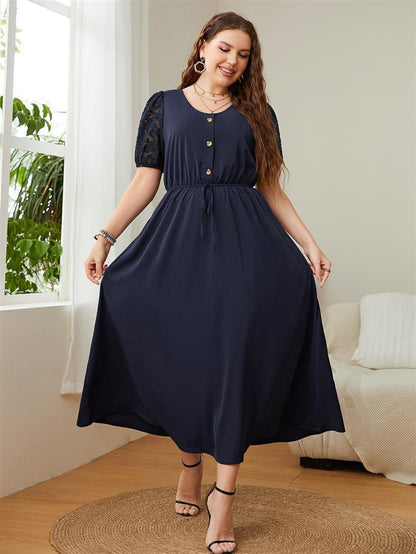Robe noire grande taille pour femme, style tendance
