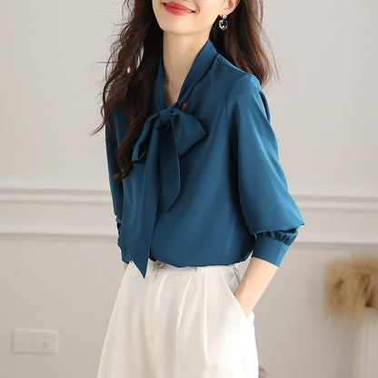 Chemise à manches longues en satin acétate avec nœud