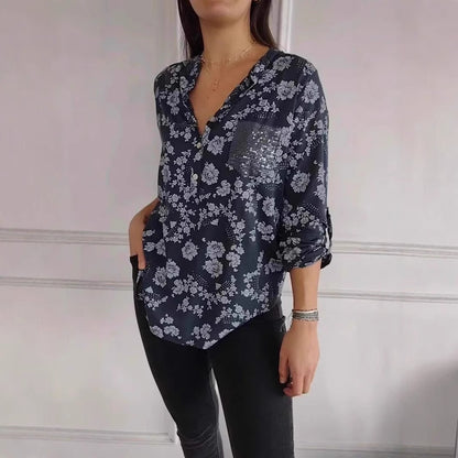 Haut imprimé élégant avec une ambiance sophistiquée pour l'été