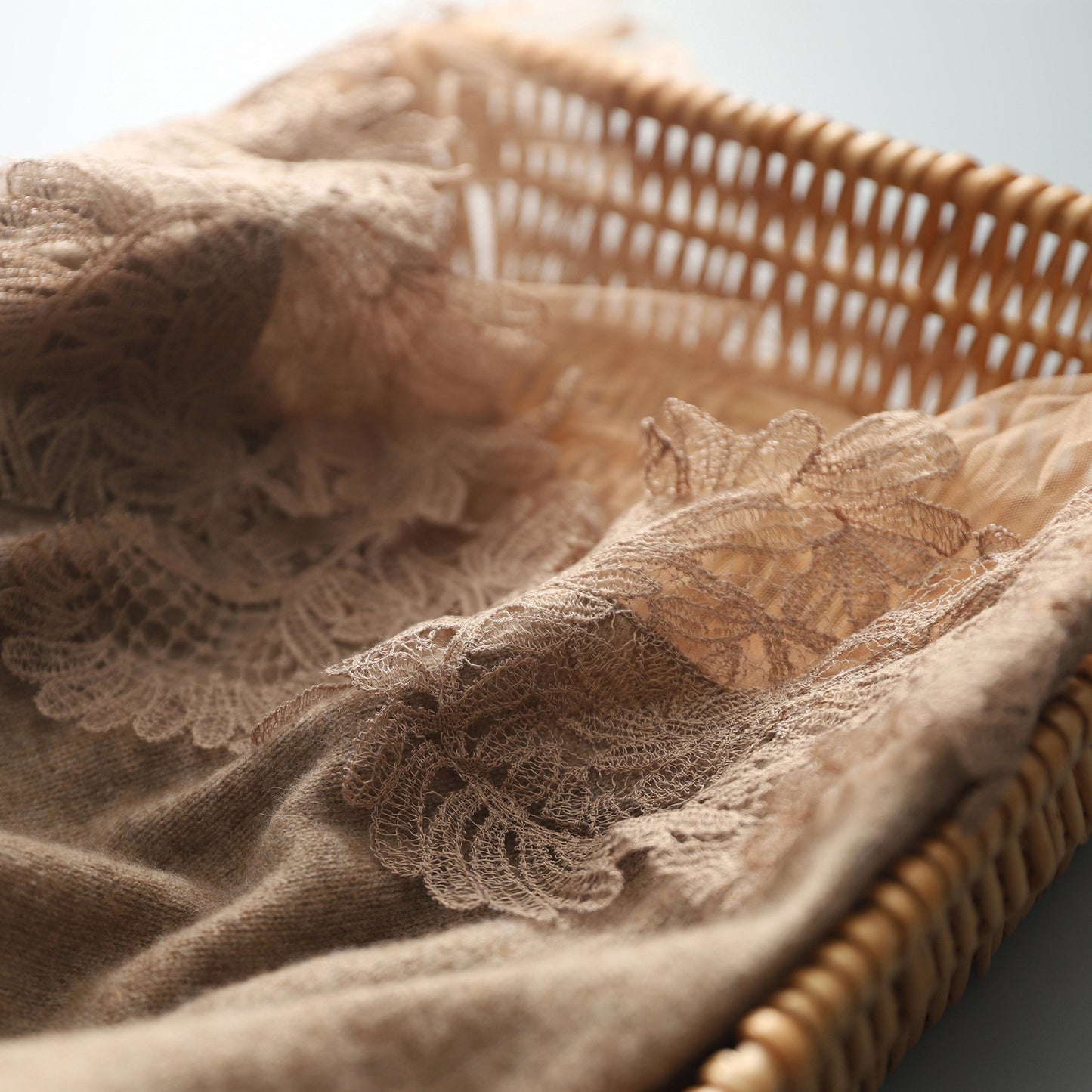 Women's Lace Stitching Embroidered Cashmere Sweater Top