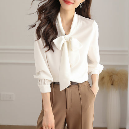 Chemise à manches longues en satin acétate avec nœud