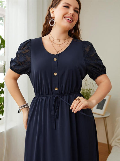 Robe noire grande taille pour femme, style tendance